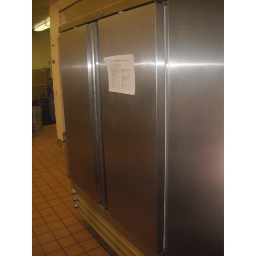 Alamo CFD2FF Upright Freezer 2 door Allsold.ca Buy & Sell Used